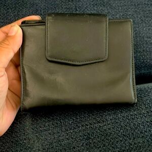 Buxton Velvet Touch Cowhide Wallet Leather Snap Closure